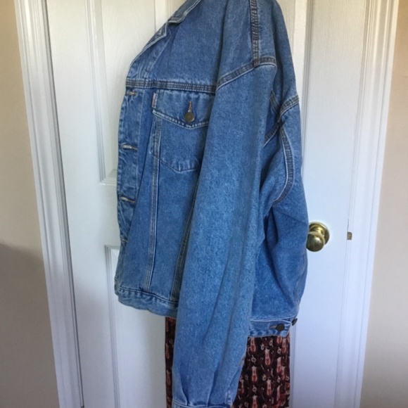 Classic Blue Denim Jacket - Picture 3 of 10